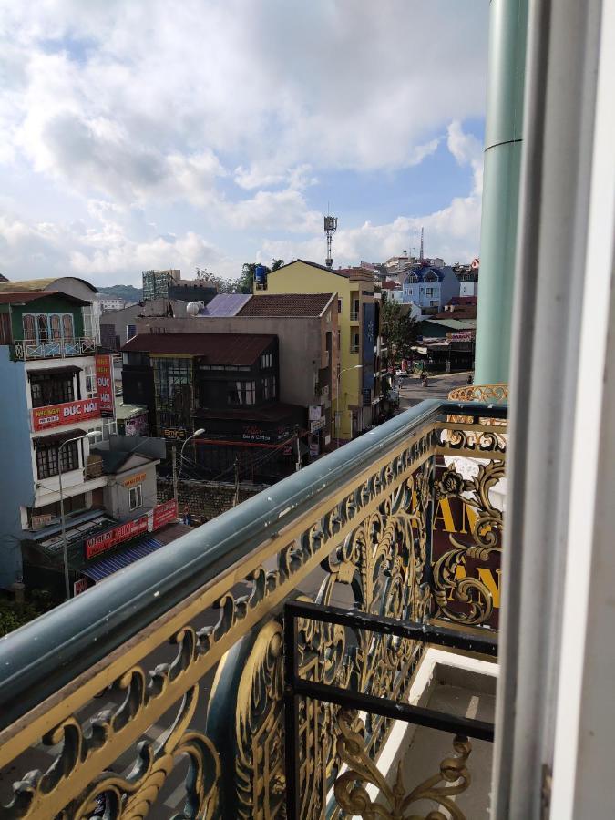 New Hampton Suits-Tam Xuan Centre Hotel Da Lat Exterior photo